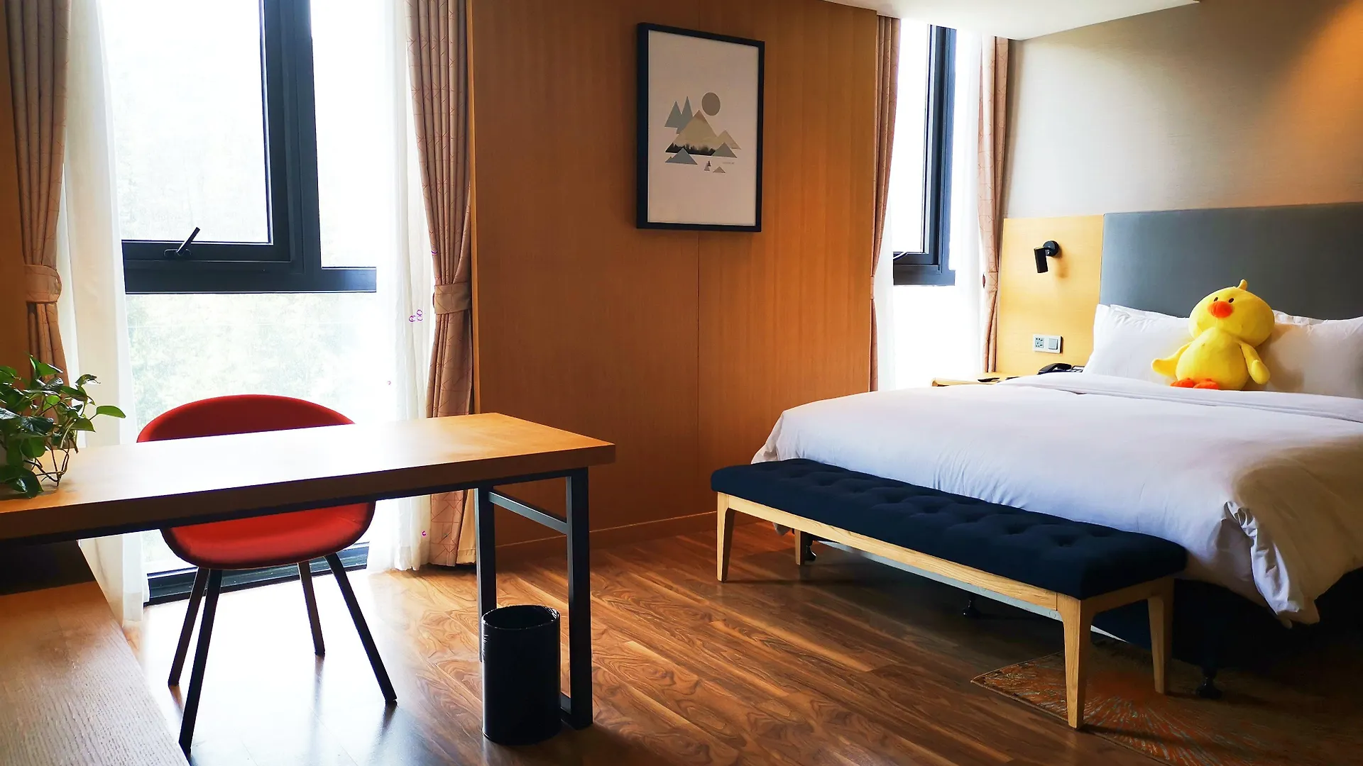 Holiday Inn Express Luanchuan By Ihg