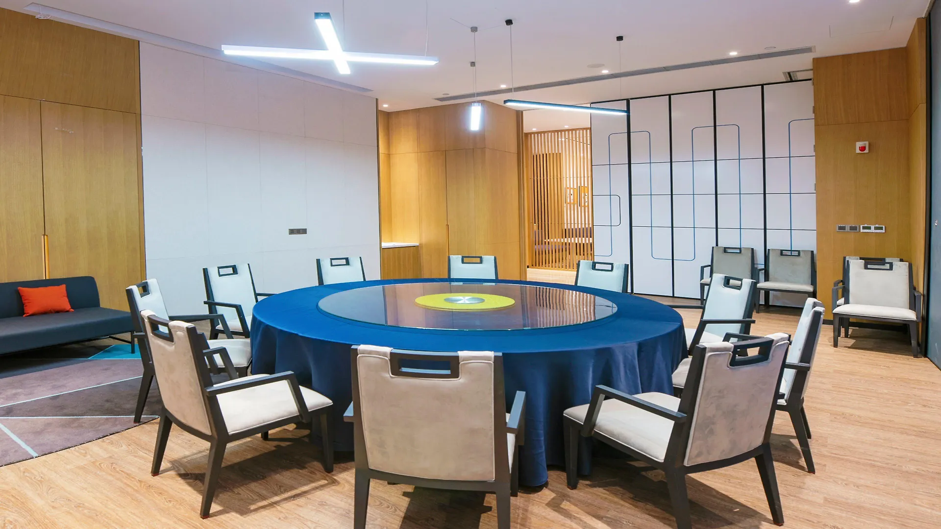 Holiday Inn Express Luanchuan By Ihg Resort