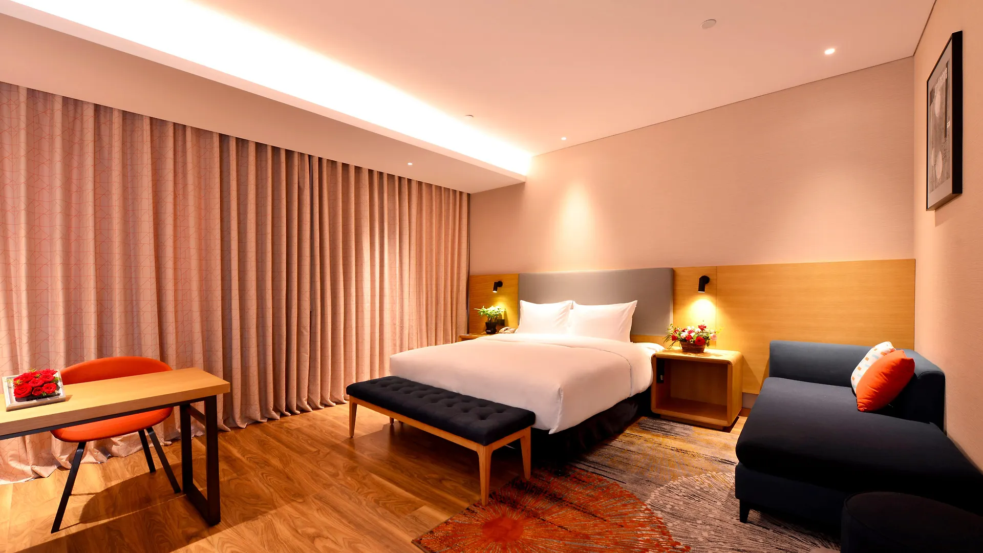Holiday Inn Express Luanchuan By Ihg Resort