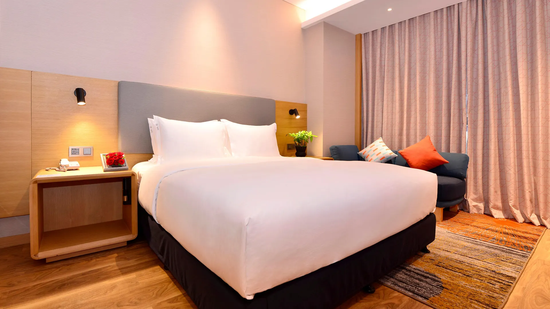 *** Resort Holiday Inn Express Luanchuan By Ihg China